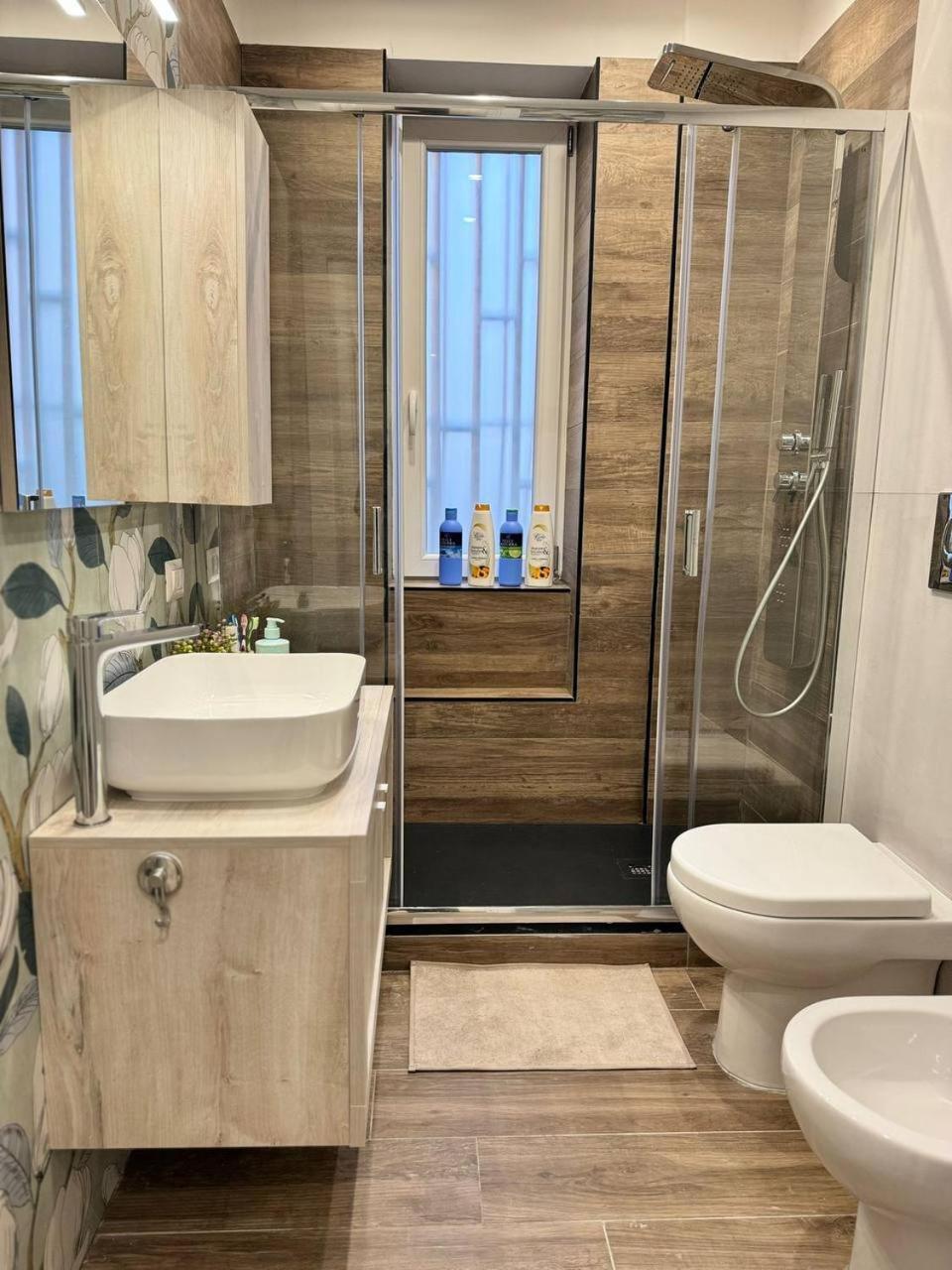 280 Mt Dalla Metro The Mox Luxury Apartament Lägenhet Neapel Exteriör bild