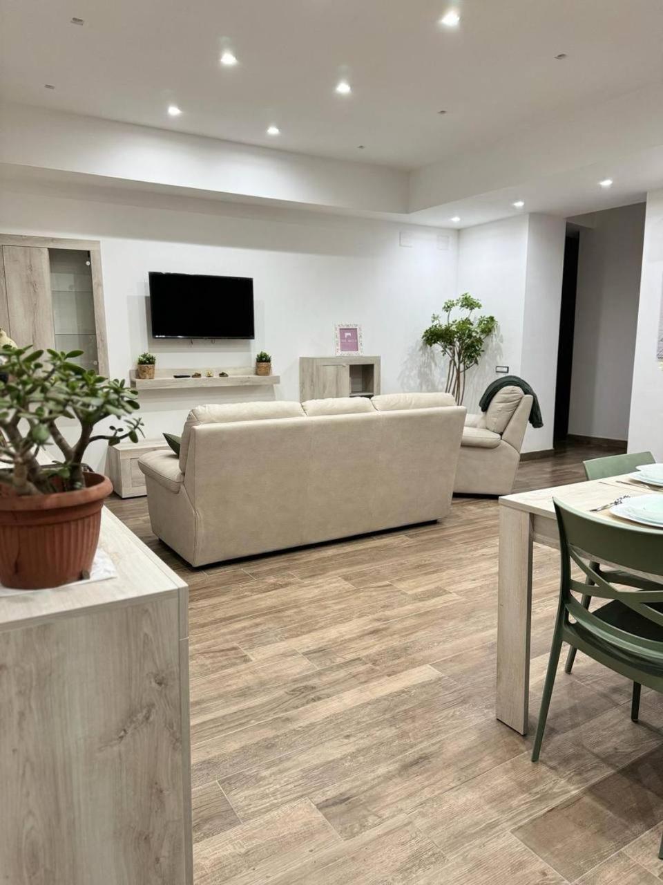 280 Mt Dalla Metro The Mox Luxury Apartament Lägenhet Neapel Exteriör bild